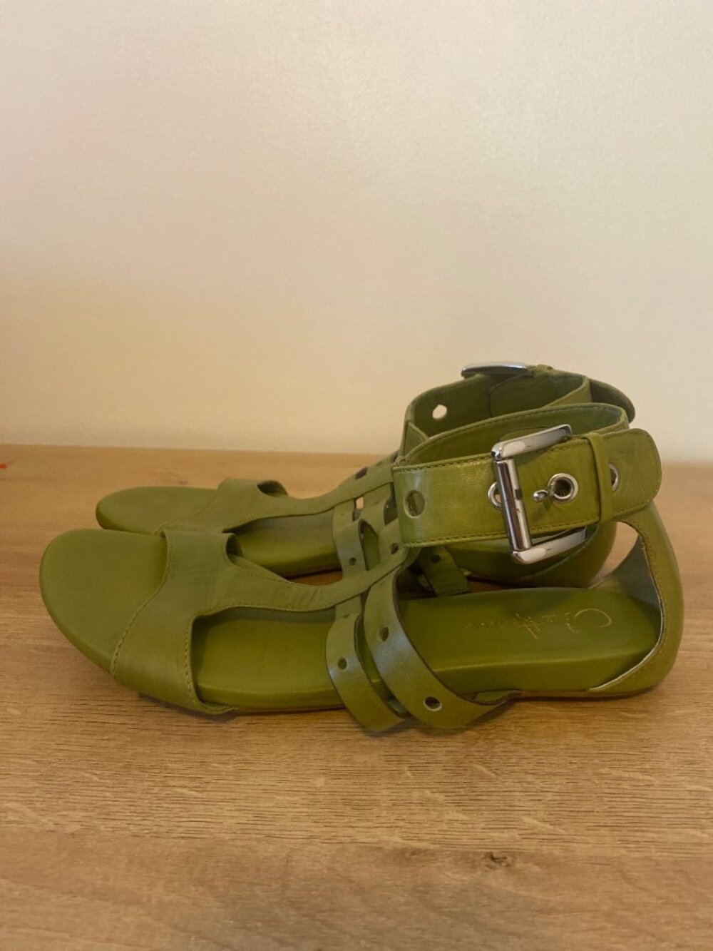 Cole Haan Women's Green Leather Gladiator Sandals Adjustable Straps Size 8 - Picture 3 of 7